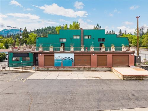 360 College Ave, Weed, CA, 96094-2706 | Card Image