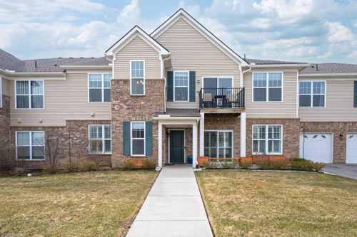 9836 Ridge Run St, Howell, MI, 48855-6317 | Card Image