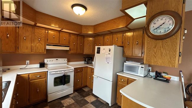 6 Shave Pl, House other with 3 bedrooms, 2 bathrooms and null parking in Stephenville NL | Image 7