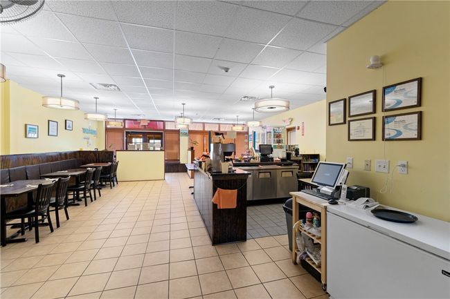 382 Thames St, Home with 0 bedrooms, 0 bathrooms and 10 parking in Bristol RI | Image 30