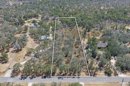 1963 Deer Trl, Floresville, TX, 78114-6730 | Card Image