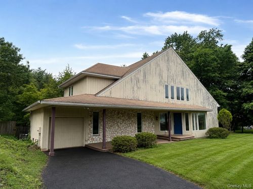 160 S Conger Ave, Congers, NY, 10920-2720 | Card Image