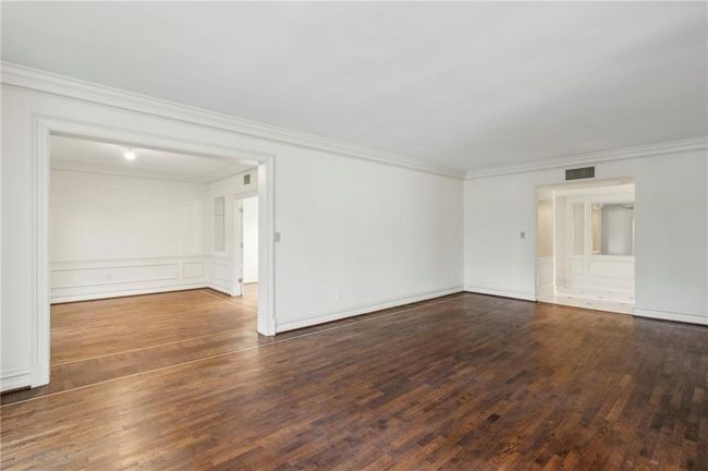 APT-7 - 2769 Peachtree Rd Ne, Condo with 2 bedrooms, 2 bathrooms and 2 parking in Atlanta GA | Image 12
