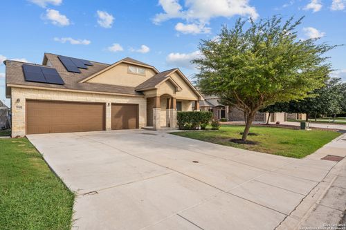 3546 High Cloud Dr, New Braunfels, TX, 78130-4189 | Card Image