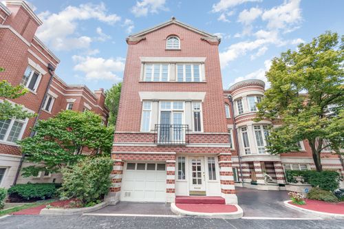 2603 N Greenview Ave, Chicago, IL, 60614-1115 | Card Image