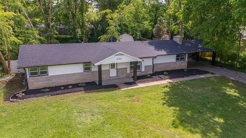 1133 Edgefield Way, Bowling Green, KY, 42104-4212 | Card Image