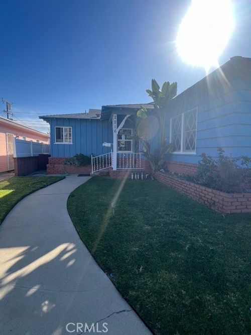 2216 Arlington Avenue, Torrance, CA, 90501 | Card Image