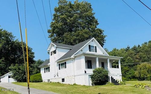 901 Cemetary St, Lilly, PA, 15938-1222 | Card Image