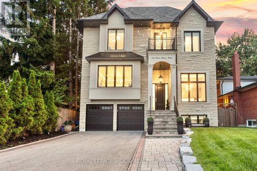 732 W Shore Blvd, Pickering, ON, L1W2V1 | Card Image