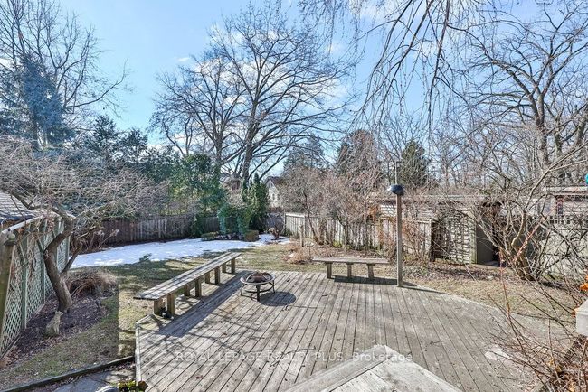 225 Glenrose Ave, House other with 4 bedrooms, 3 bathrooms and 4 parking in Toronto ON | Image 29