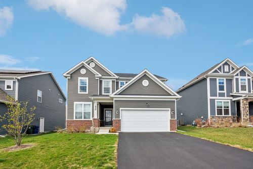 600 Alpine Dr, Algonquin, IL, 60102-4371 | Card Image