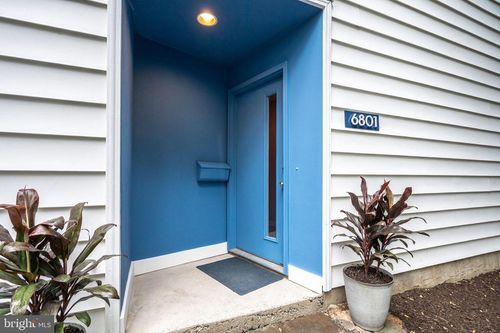 6801 Cavalier Trl, FALLS CHURCH, VA, 22042-2018 | Card Image