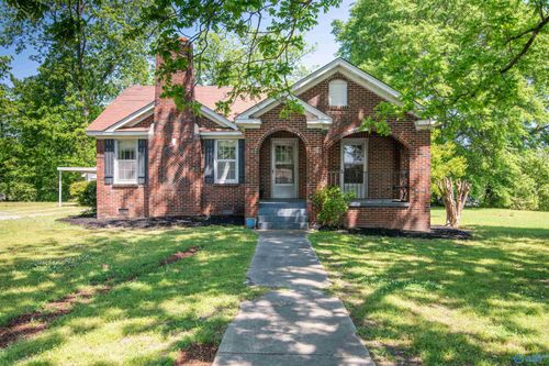 121 Sherrill St Sw, Hartselle, AL, 35640-3251 | Card Image