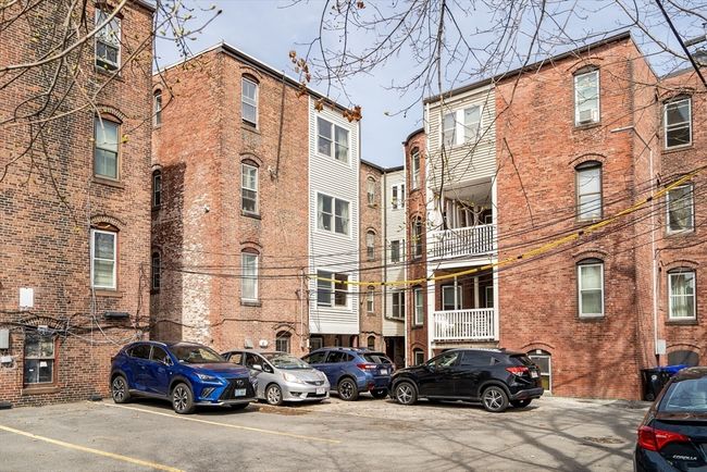 APT-2 - 1891 Beacon St, Condo with 3 bedrooms, 2 bathrooms and 2 parking in Brookline MA | Image 13