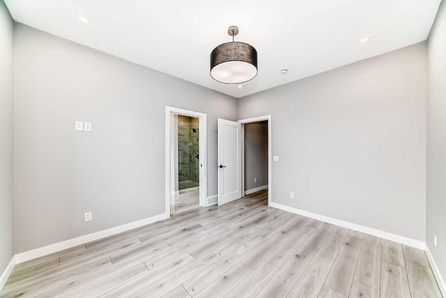 501 - 8155 8th Ave, Townhouse with 3 bedrooms, 3 bathrooms and 2 parking in Calgary AB | Image 16
