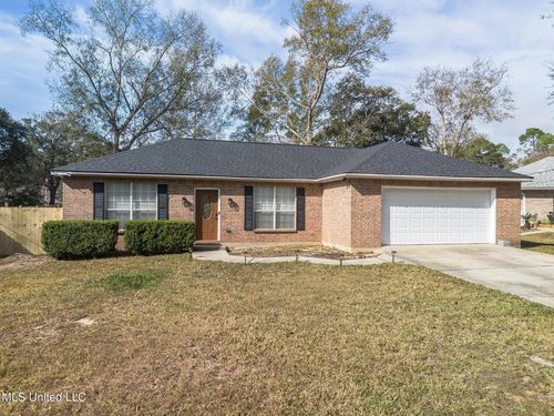 7832 Hilo Place, Diamondhead, MS, 39525 | Card Image