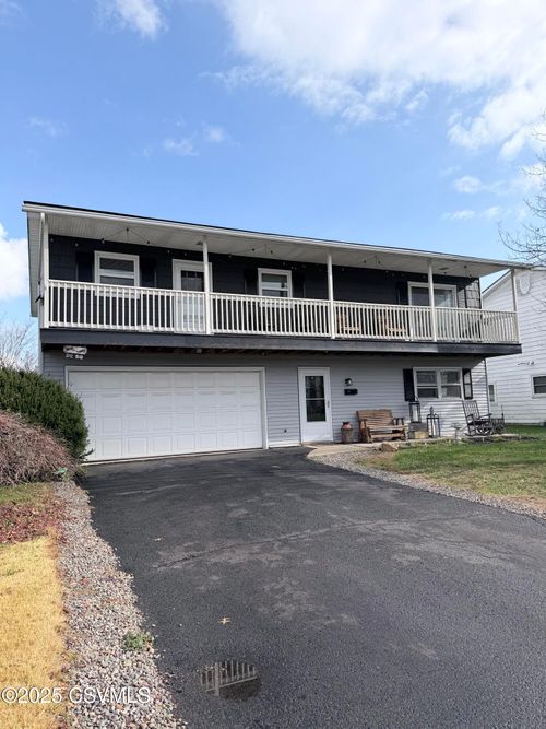 228 Maple Rd, Berwick, PA, 18603-4216 | Card Image