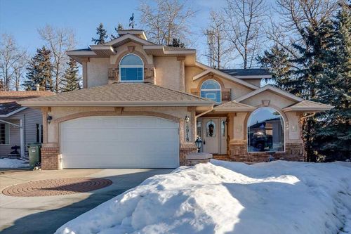 4918 53 Avenue Close, Innisfail, AB, T4G1W1 | Card Image