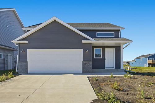 6713 Samuel Dr, Horace, ND, 58047-5302 | Card Image