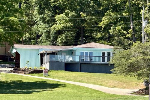 54 Lookout Ln, Waverly, TN, 37185-3436 | Card Image