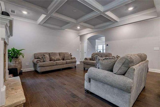 7059 Lancaster Xing, House other with 4 bedrooms, 3 bathrooms and 3 parking in Flowery Branch GA | Image 9