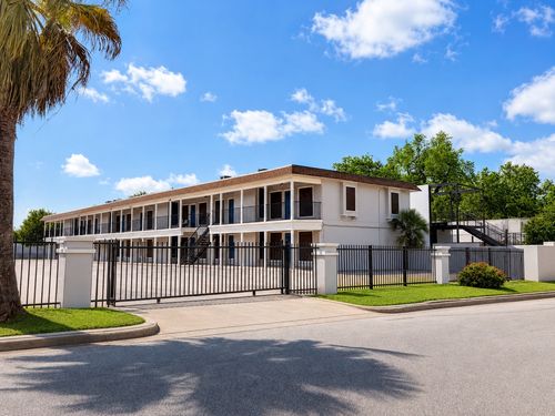 apt-409-4709 Harmon Ave, Austin, TX, 78751-3425 | Card Image