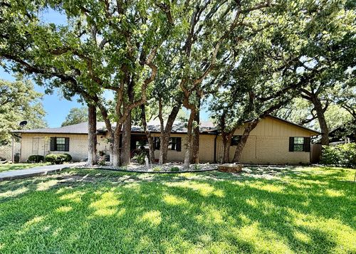 1705 14th St, Brownwood, TX, 76801-5315 | Card Image