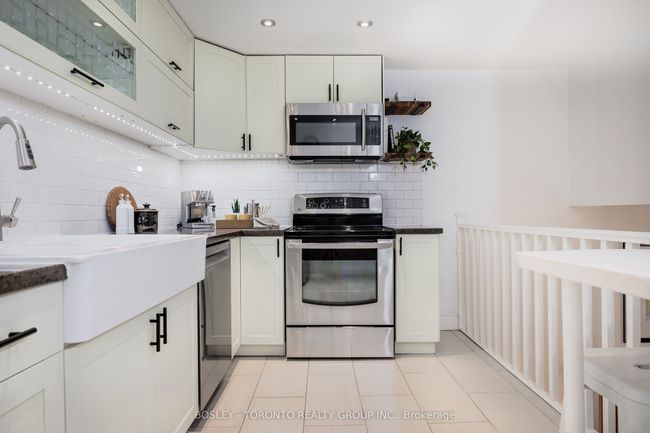 25 - 1666 Queen St E, Condo with 3 bedrooms, 1 bathrooms and null parking in Toronto ON | Image 15