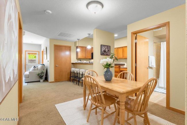 Dining Area | Image 14