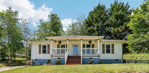 133 Highland St, Weaverville, NC, 28787-9416 | Card Image