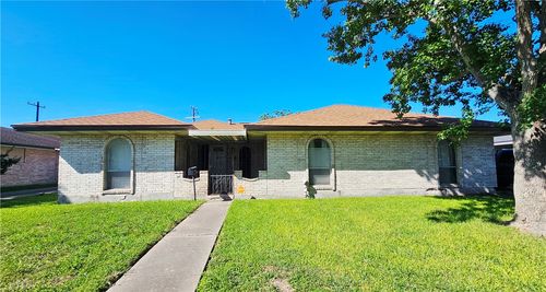 4702 Coventry Ln, Corpus Christi, TX, 78411-4932 | Card Image