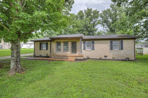 131 Clauson Dr, Columbia, TN, 38401-6096 | Card Image
