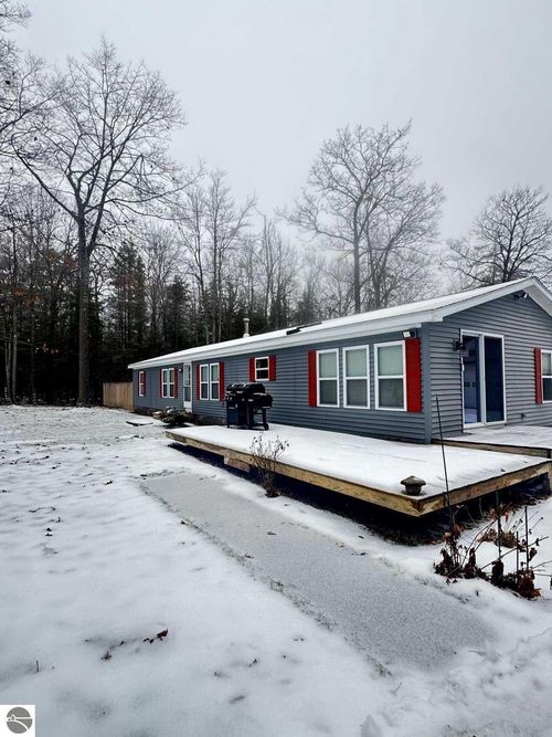 8385 Elevere Road, Lachine, MI, 49753 | Card Image