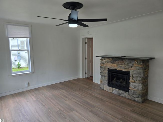 7864 Maple St, House other with 3 bedrooms, 1 bathrooms and null parking in Vanderbilt MI | Image 13