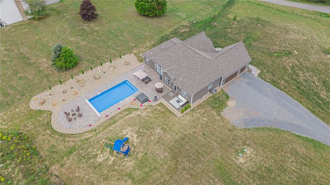 820 Old Millcreek Rd, House other with 4 bedrooms, 3 bathrooms and 3 parking in Hookstown PA | Image 38