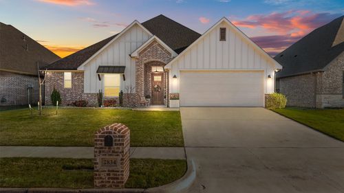 2834 Guinn Farms Rd, Tyler, TX, 75707-6212 | Card Image