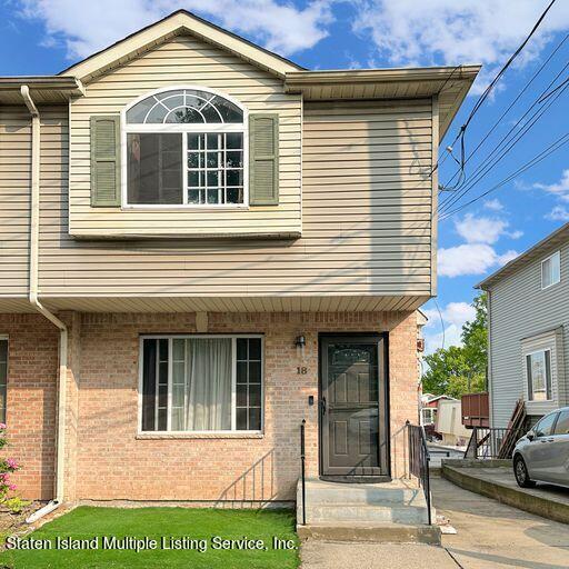 King James Ct, Staten Island, NY 10308
