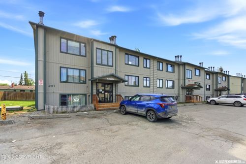 11-2b-221 Mccarrey St, Anchorage, AK, 99508-5810 | Card Image
