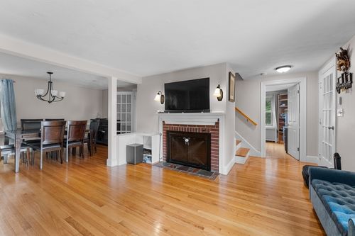 120 North St, Stoneham, MA, 02180-3920 | Card Image