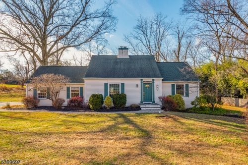 18 Farview Dr, Annandale, NJ, 08801-3353 | Card Image