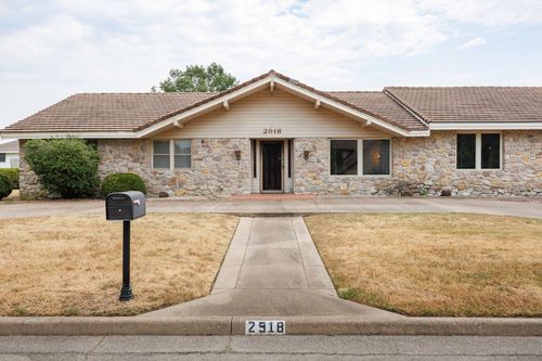2918 Longridge Ln, Bartlesville, OK, 74006-7535 | Card Image