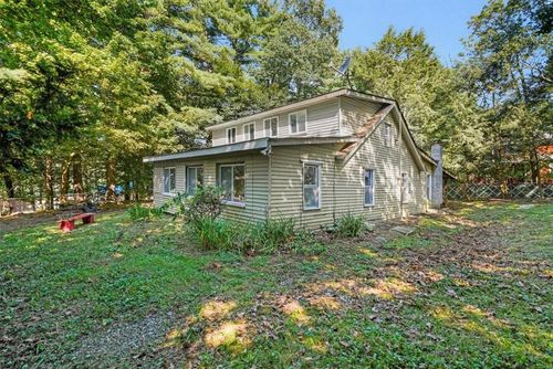 82 Trail One, Wurtsboro, NY, 12790-6307 | Card Image