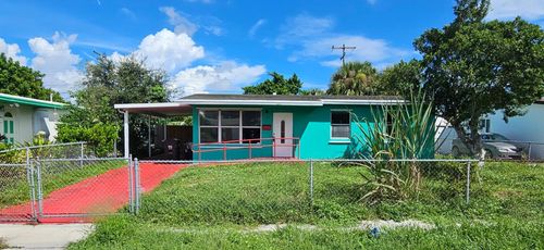 1357 9th St, West Palm Beach, FL, 33401-3131 | Card Image