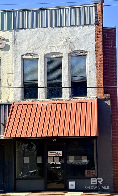138 W Front St, Evergreen, AL, 36401-2817 | Card Image