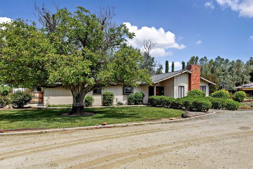 12066 Excelsior Avenue, Hanford, CA, 93230 | Card Image