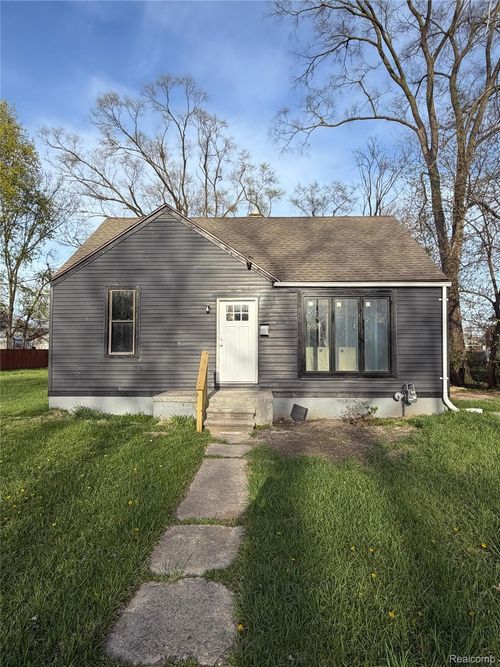19294 Houghton St, Detroit, MI, 48219-1870 | Card Image