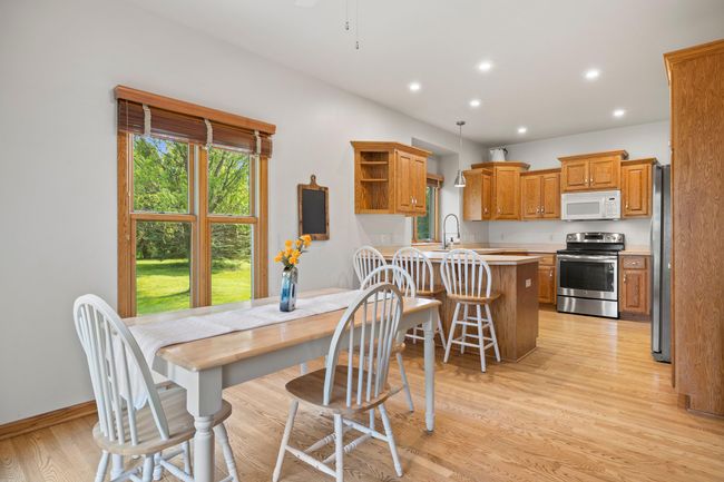 Dining area | Image 13