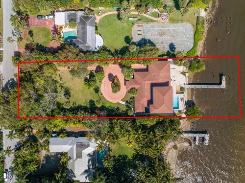 530 S Lakeside Dr, Lake Worth Beach, FL, 33460-4631 | Card Image