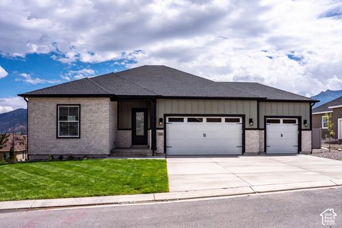 895 S Crest Dale Ln, Santaquin, UT, 84655-5693 | Card Image