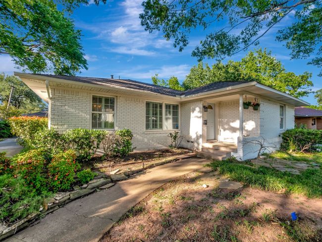 7119 Bennington Dr, House other with 3 bedrooms, 2 bathrooms and null parking in Dallas TX | Image 5